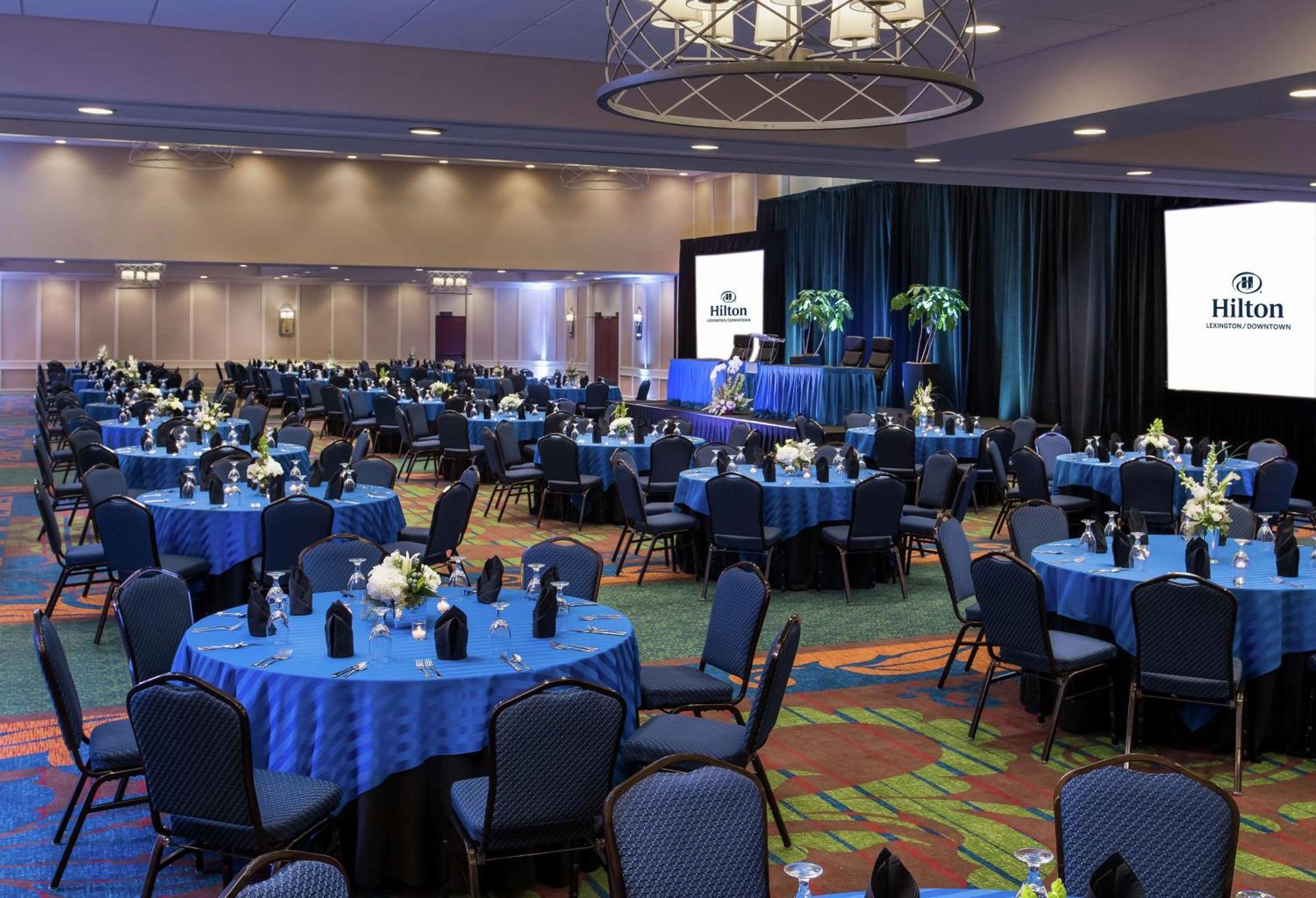 Hilton Lexington Downtown Hotel Екстериор снимка
