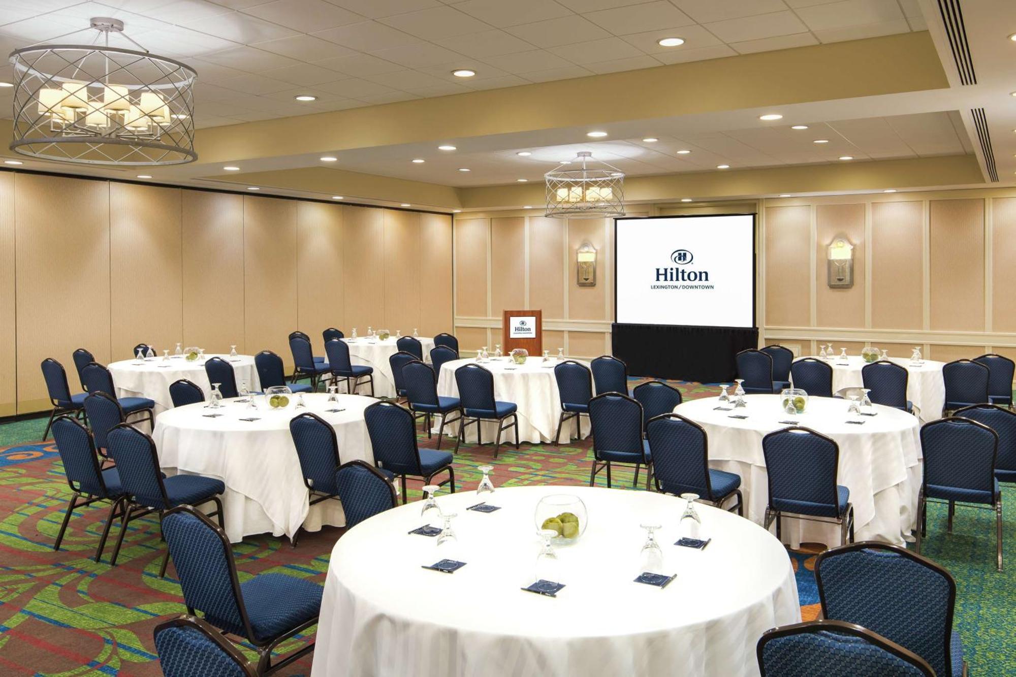Hilton Lexington Downtown Hotel Екстериор снимка
