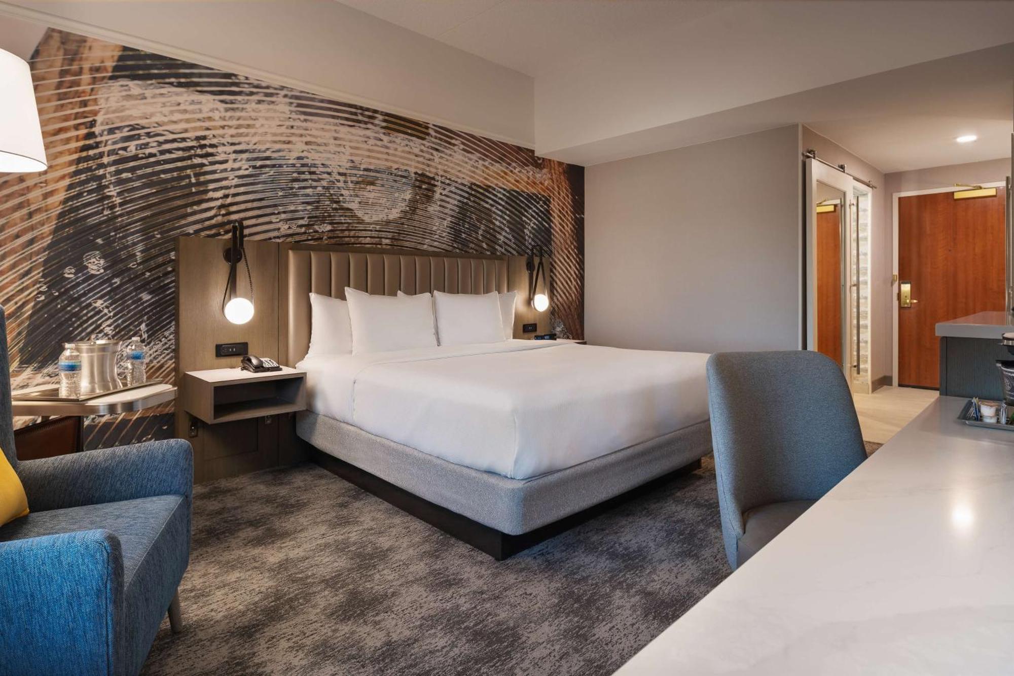 Hilton Lexington Downtown Hotel Екстериор снимка