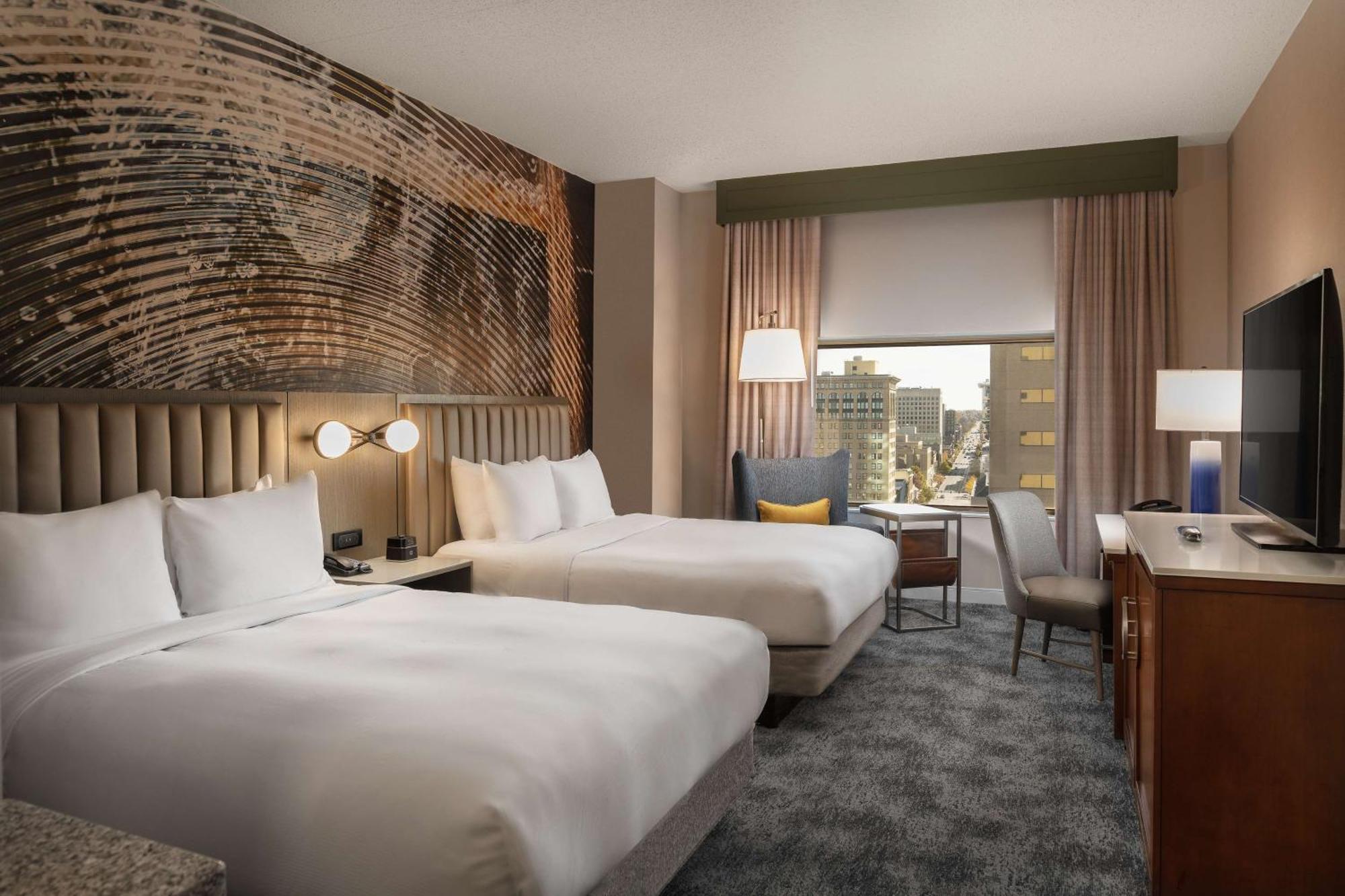 Hilton Lexington Downtown Hotel Екстериор снимка