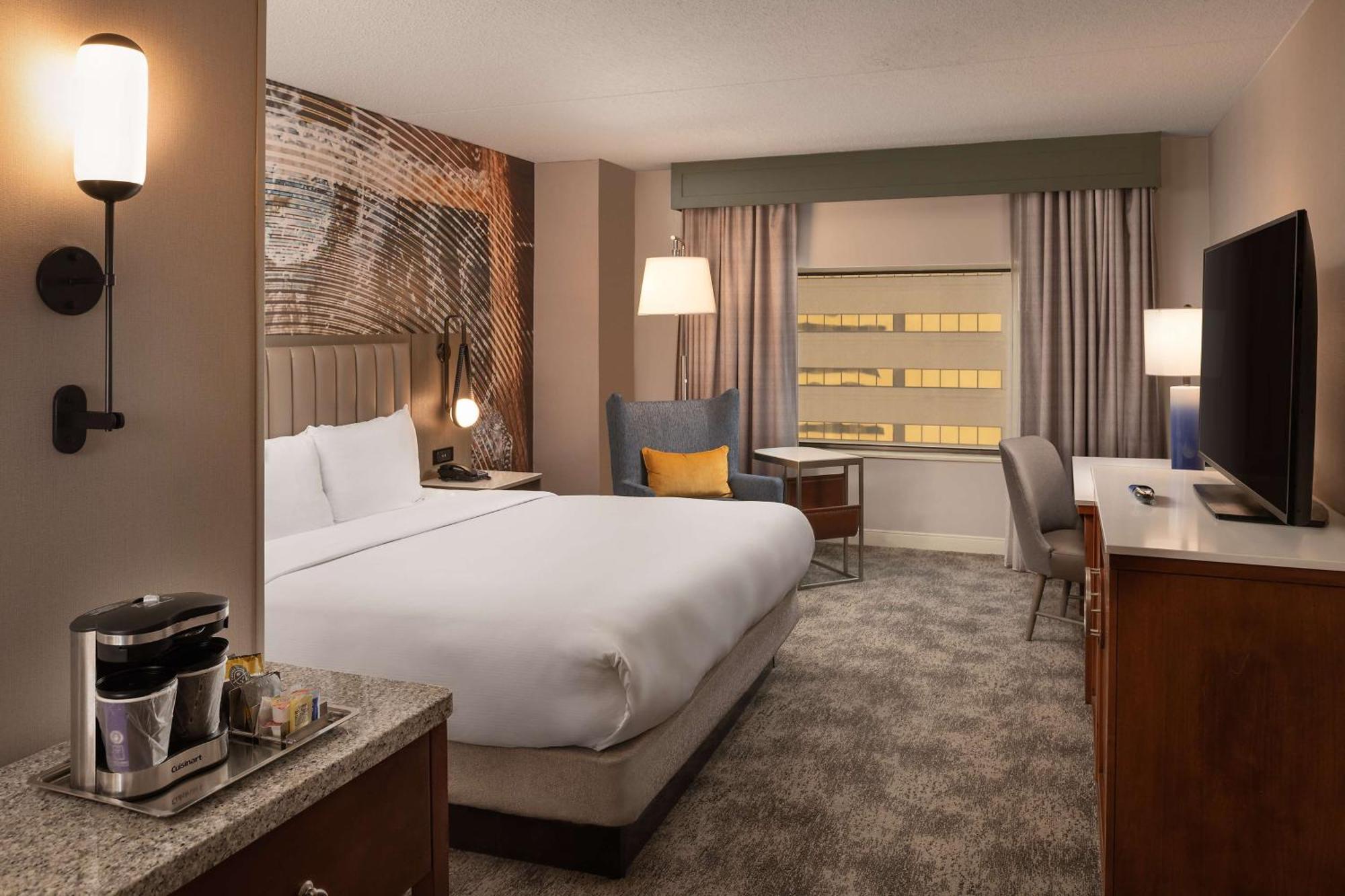 Hilton Lexington Downtown Hotel Екстериор снимка