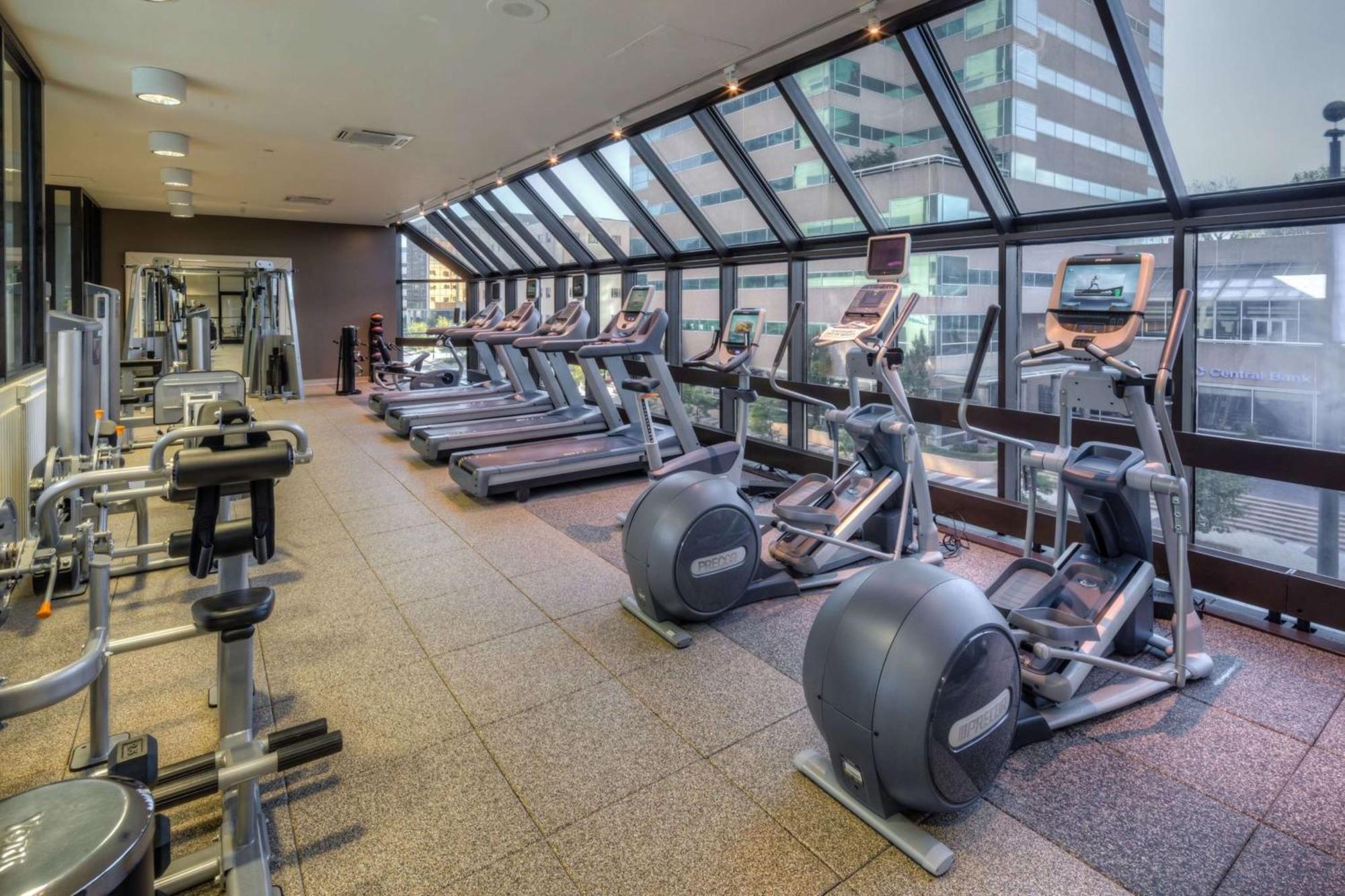 Hilton Lexington Downtown Hotel Екстериор снимка