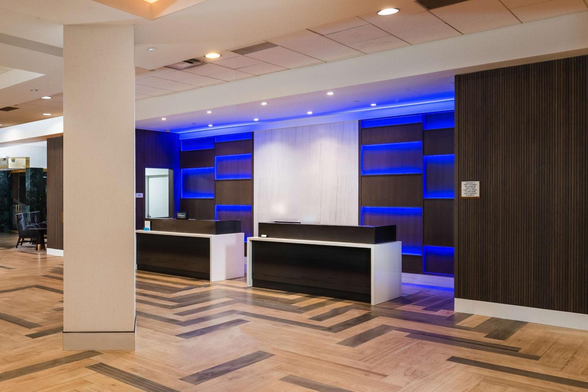 Hilton Lexington Downtown Hotel Екстериор снимка