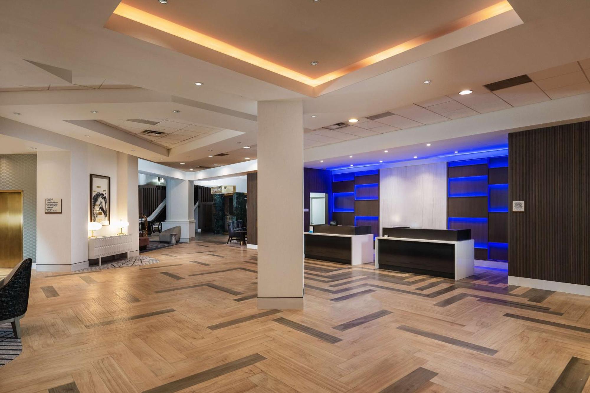 Hilton Lexington Downtown Hotel Екстериор снимка